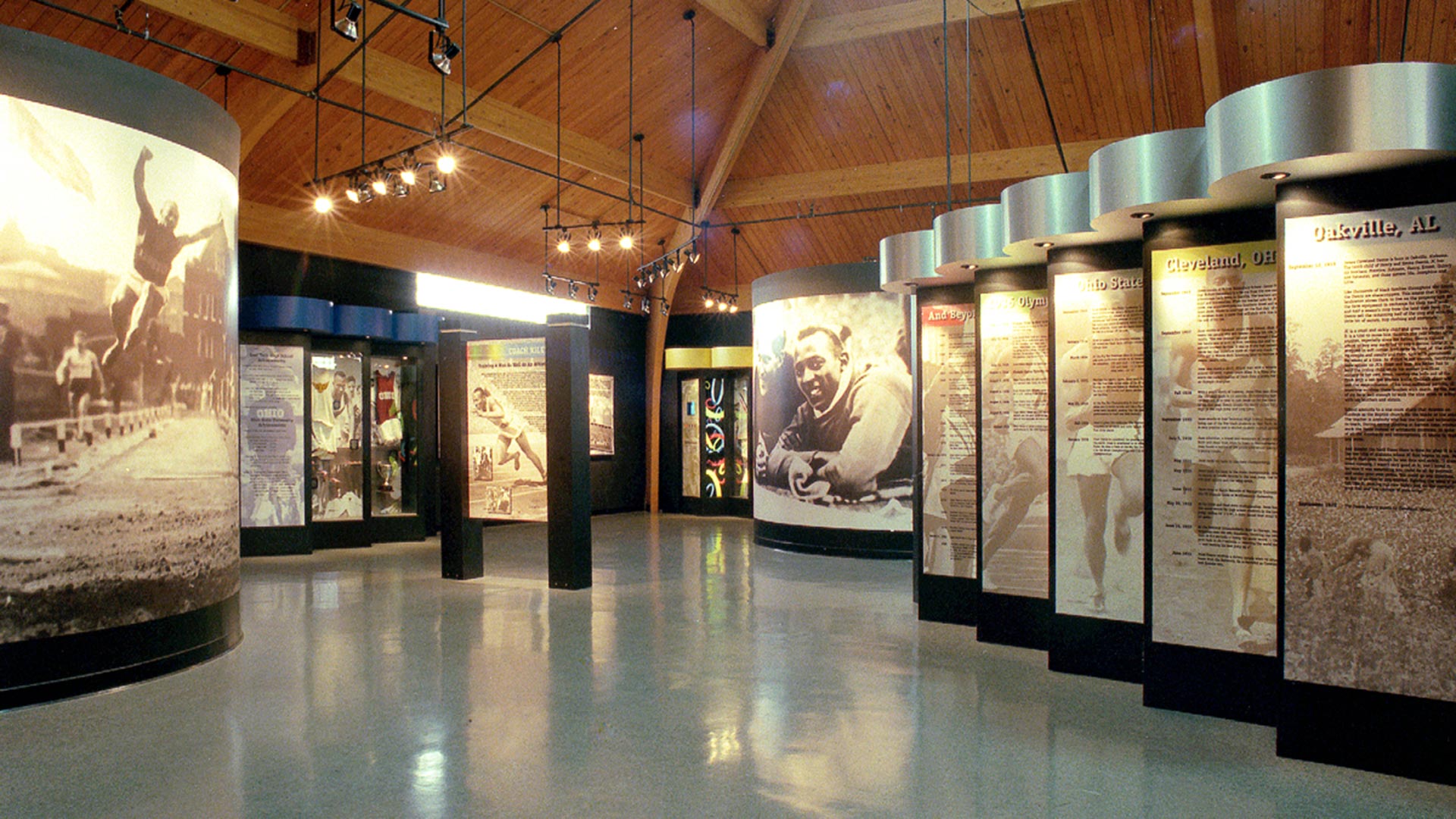 Custom Museum Exhibits and Visitor Centers